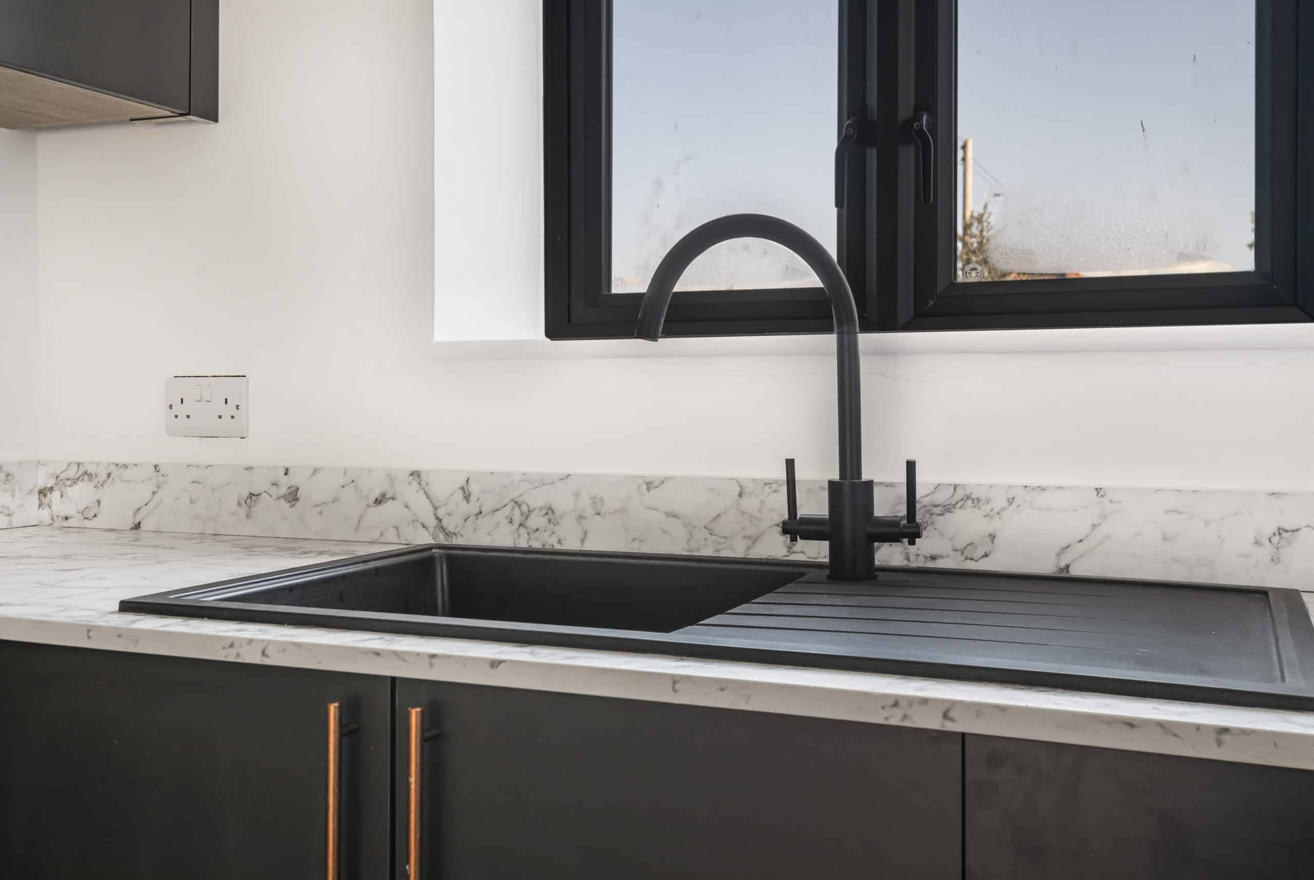 Explore custom kitchen solutions by Rêver Kitchens, crafted with passion and precision to reflect your unique style in West Sussex.