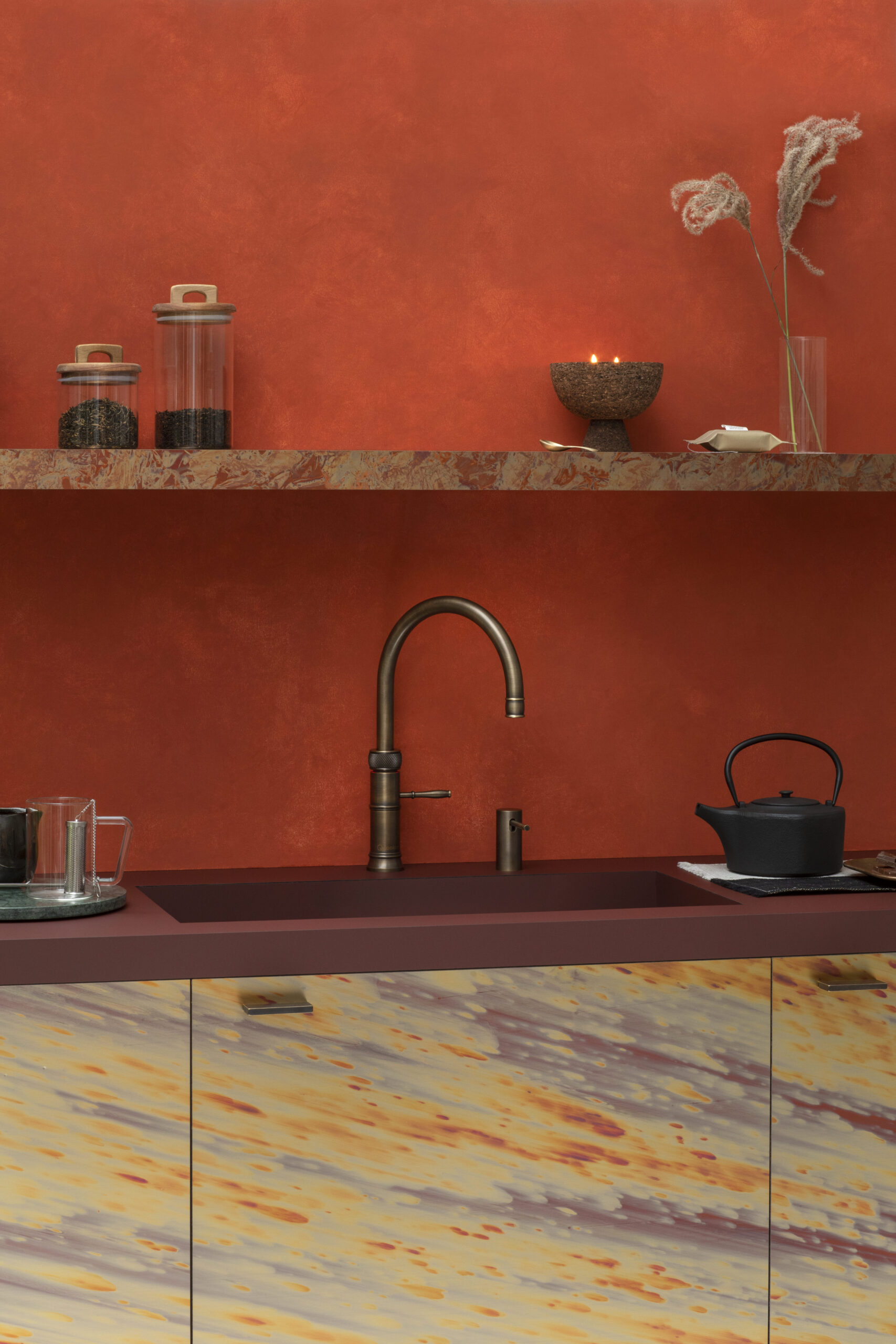 Explore custom kitchen solutions by Rêver Kitchens, crafted with passion and precision to reflect your unique style in West Sussex.