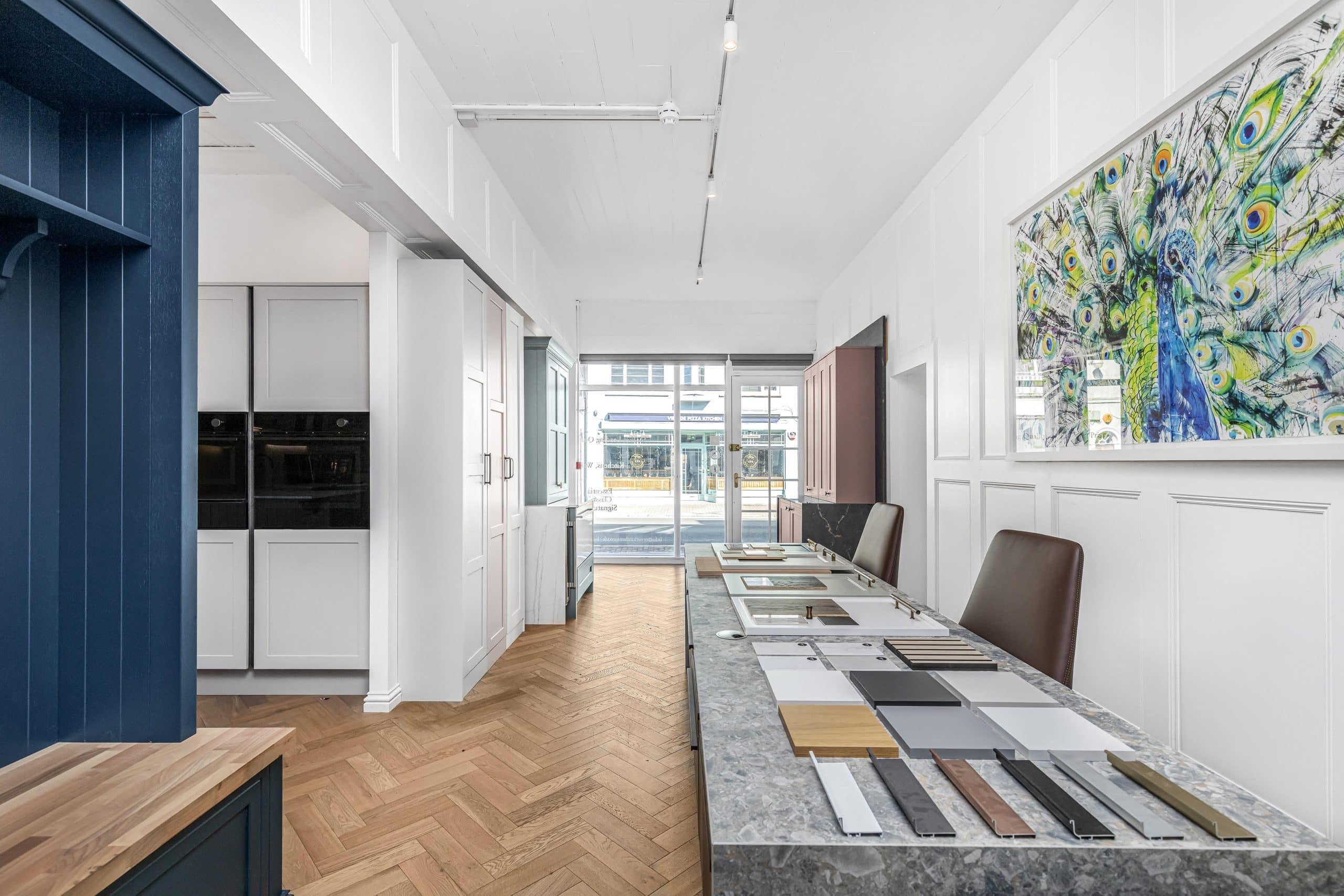 Explore custom kitchen solutions by Rêver Kitchens, crafted with passion and precision to reflect your unique style in West Sussex.