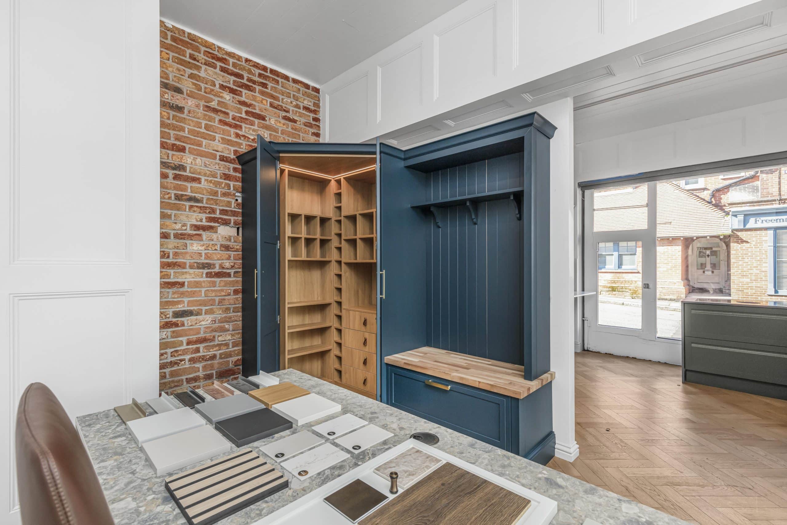 Explore custom kitchen solutions by Rêver Kitchens, crafted with passion and precision to reflect your unique style in West Sussex.