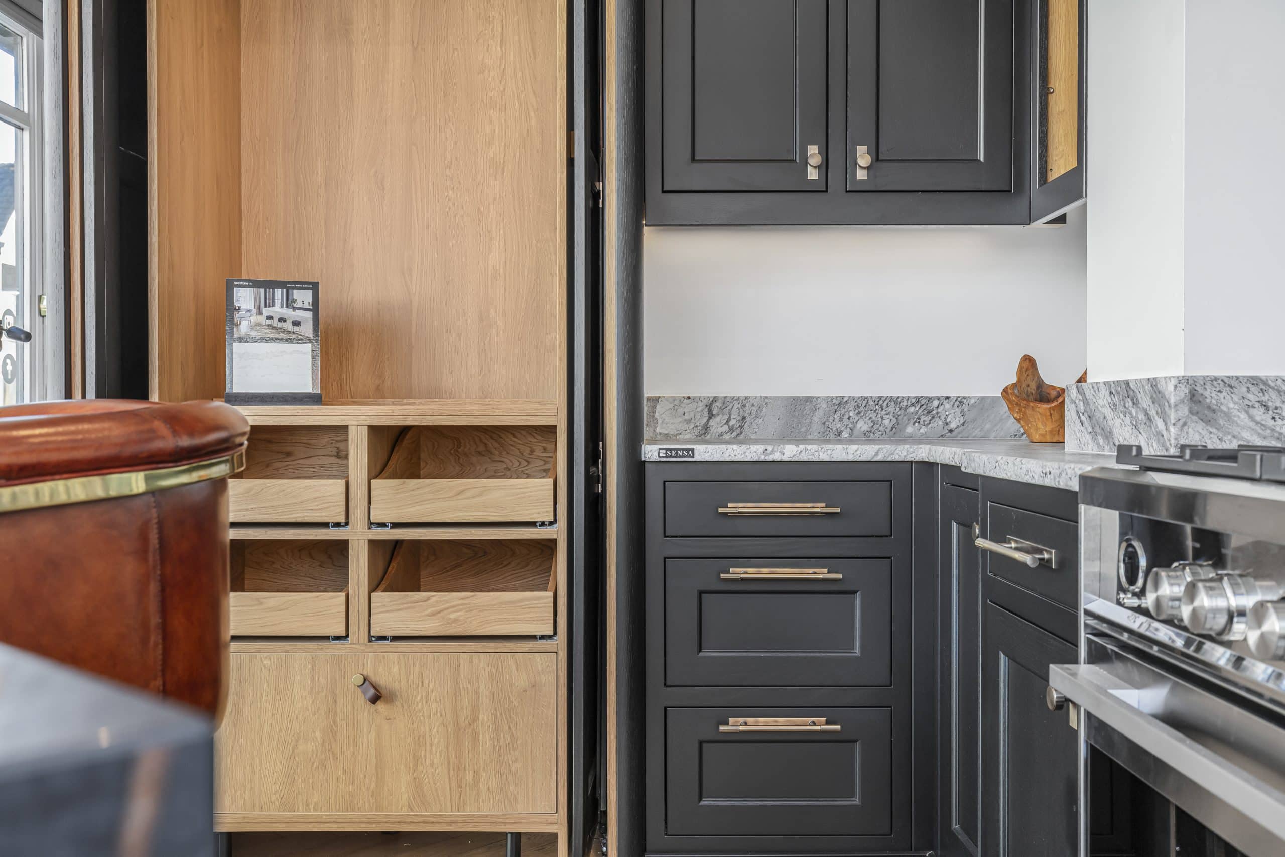 Explore custom kitchen solutions by Rêver Kitchens, crafted with passion and precision to reflect your unique style in West Sussex.