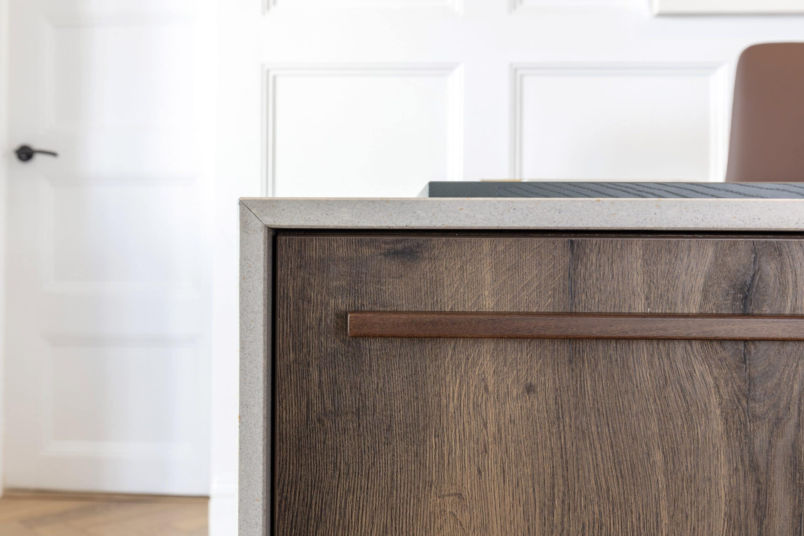 Explore custom kitchen solutions by Rêver Kitchens, crafted with passion and precision to reflect your unique style in West Sussex.