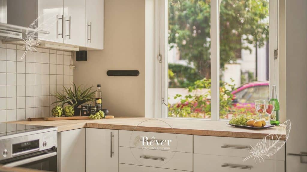 Discover the durability of laminate vs. solid wood kitchen worktops and find out which material offers long-lasting performance for your kitchen.